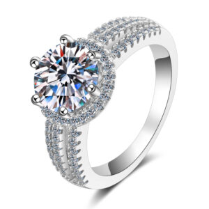 Luxury Moissanite Engagement Ring – Round Cut with Pavé Setting